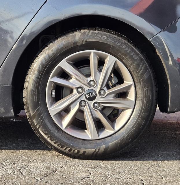 2020 Kia Optima LX photo 4