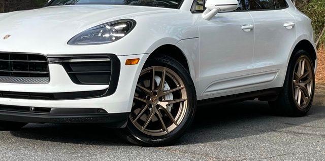 2022 Porsche Macan Base - Photo 27