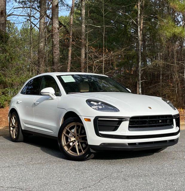 2022 Porsche Macan Base - Photo 9