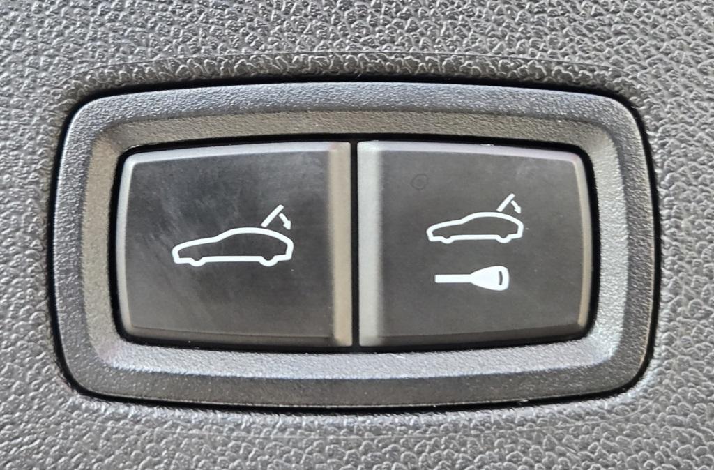 2019 Porsche Cayenne Base photo 17