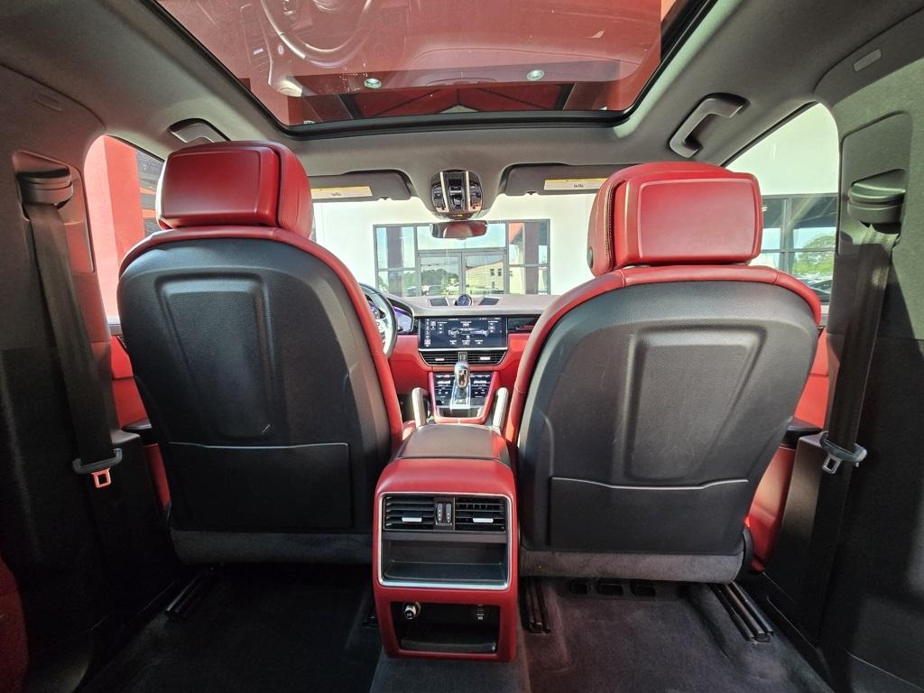 2019 Porsche Cayenne Base photo 20