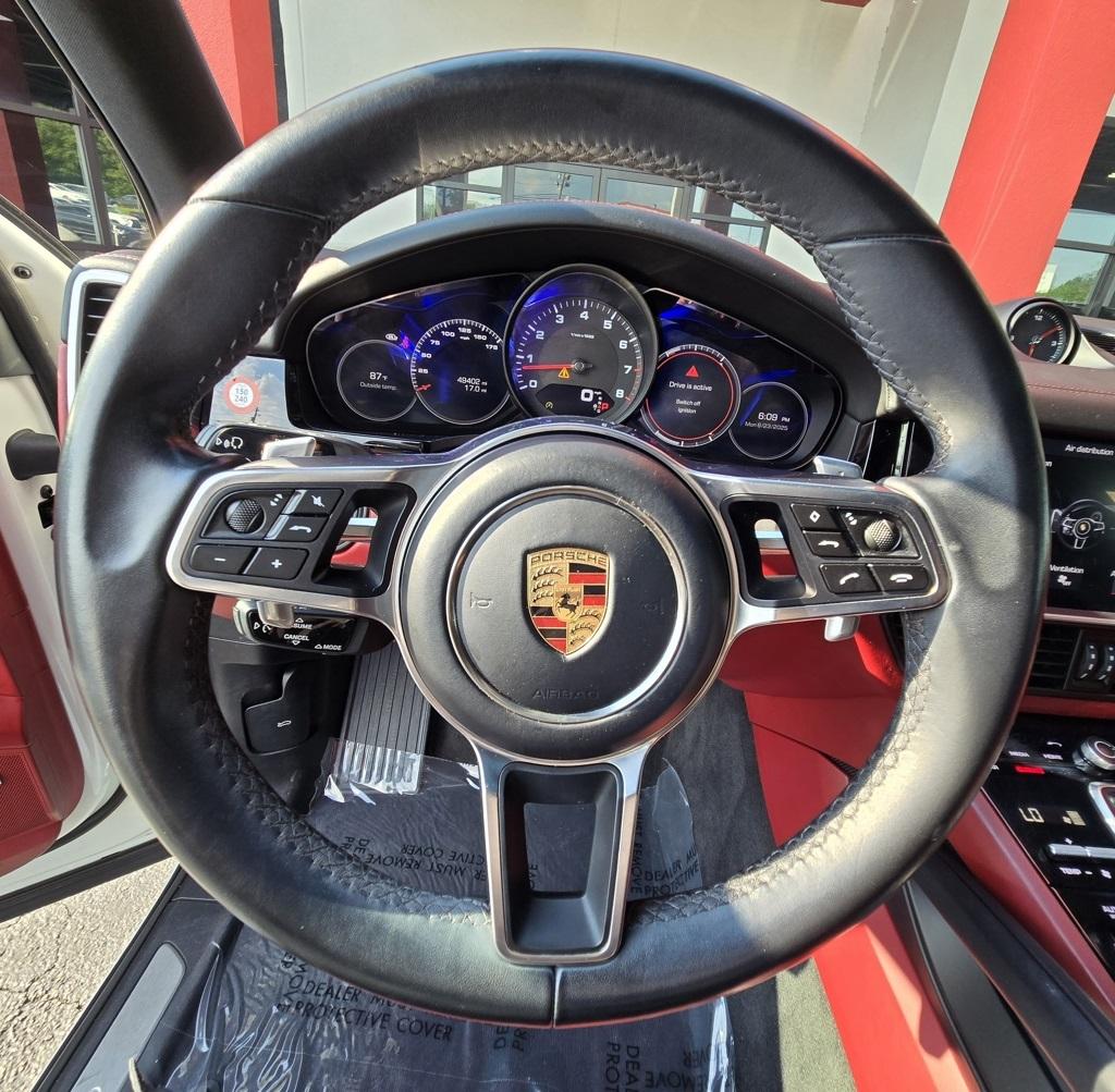 2019 Porsche Cayenne Base photo 23