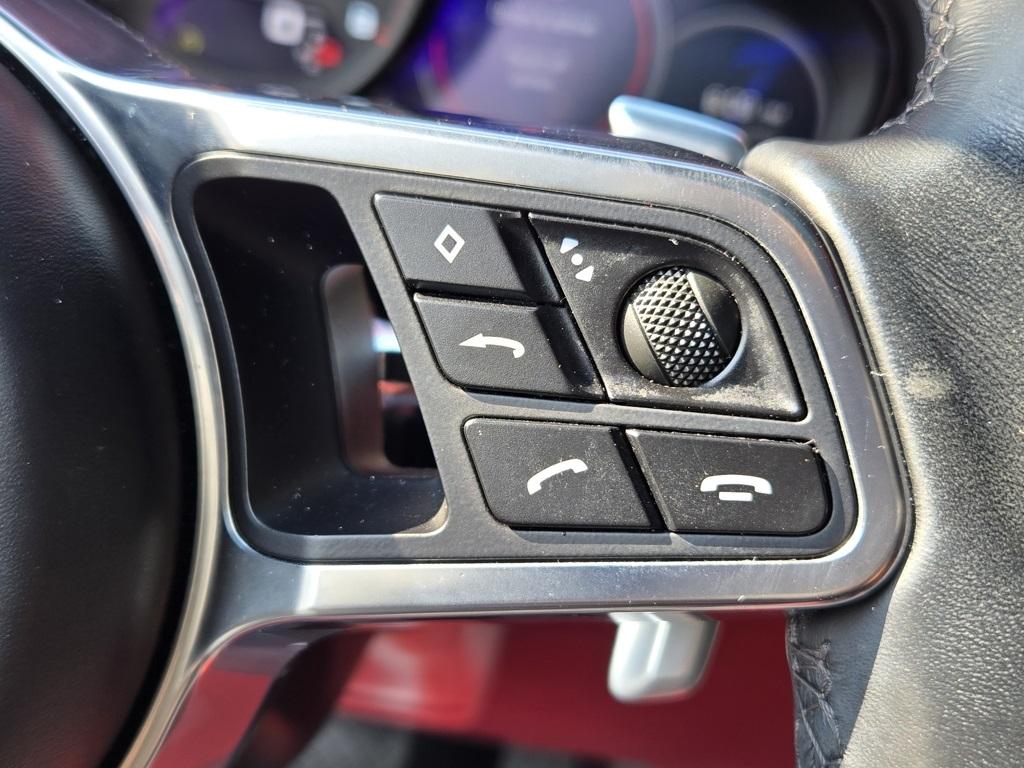 2019 Porsche Cayenne Base photo 25