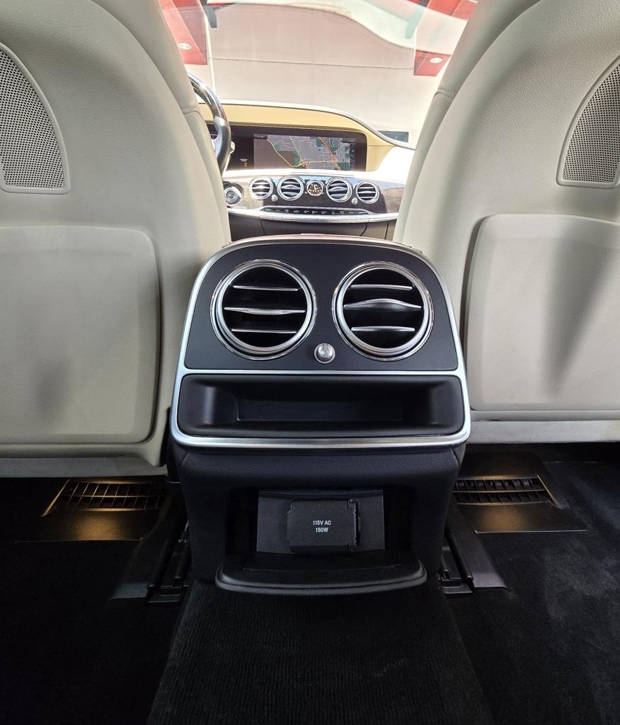 2019 Mercedes Benz S 560 photo 23