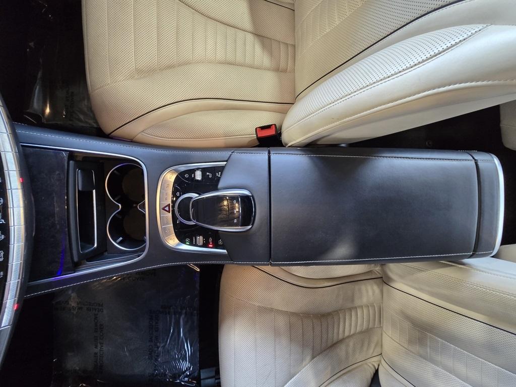 2019 Mercedes Benz S 560 photo 35