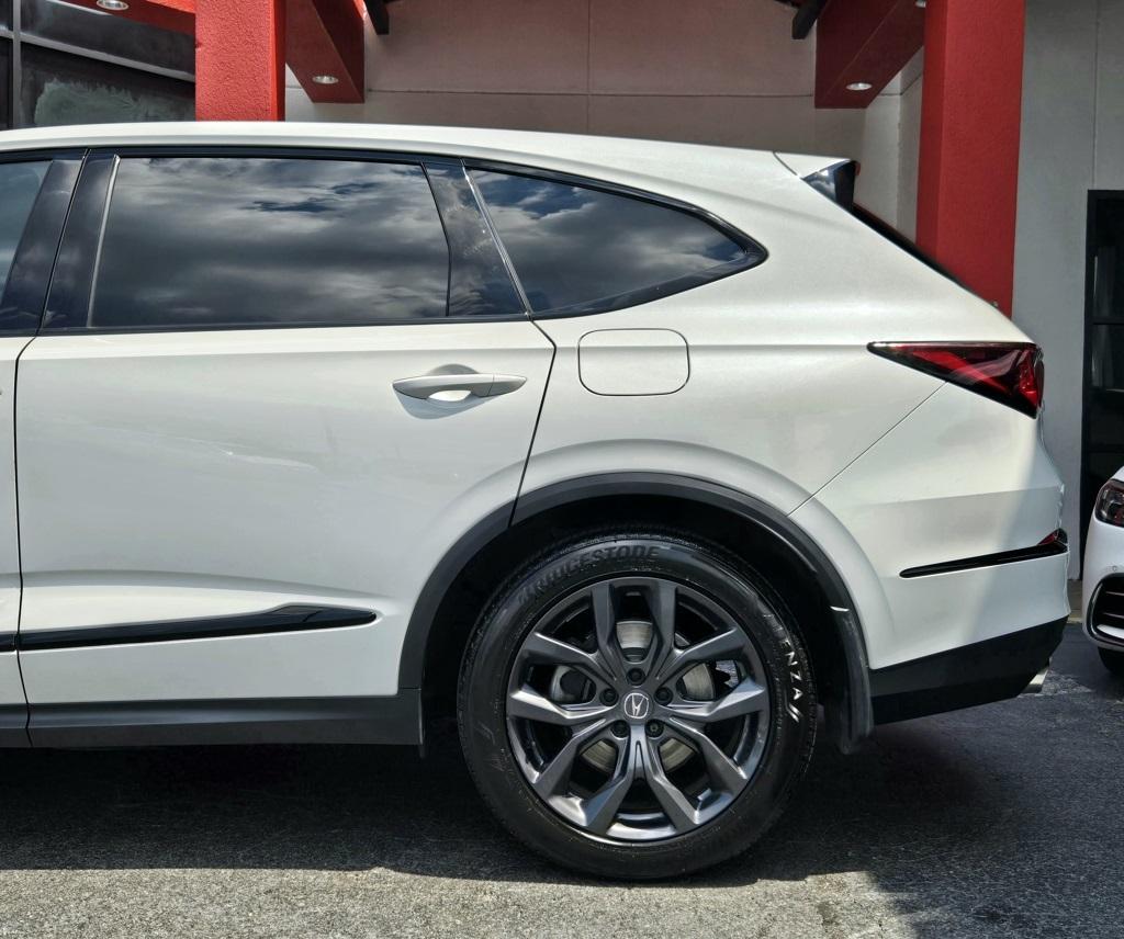 2022 Acura MDX A-Spec photo 4