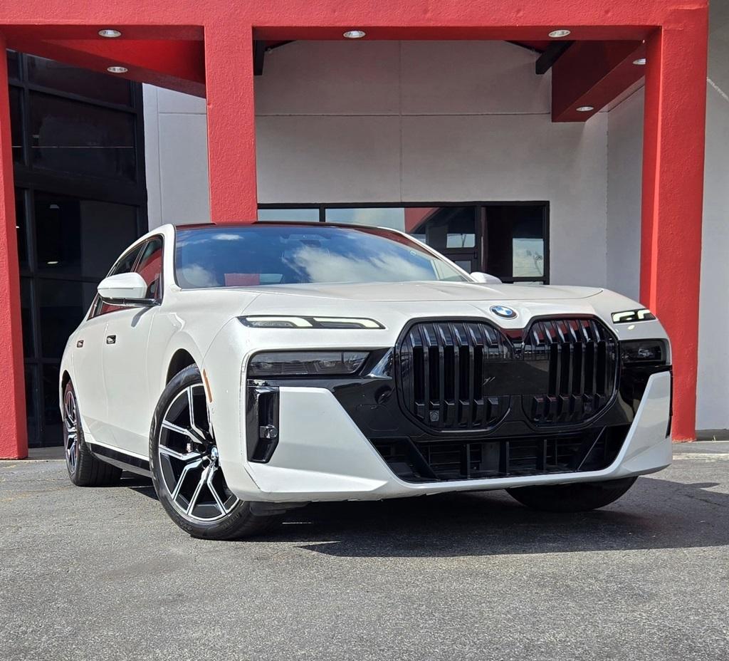 2023 Bmw 740i photo 8