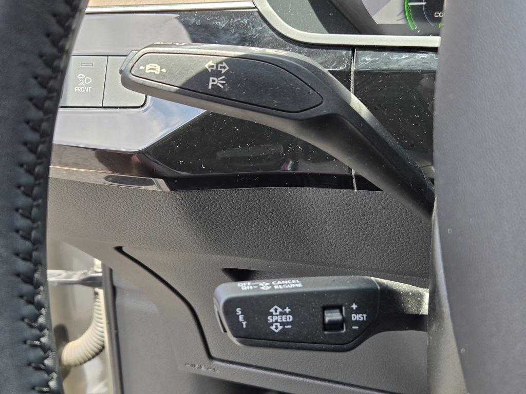 2021 Audi e-tron Premium photo 27