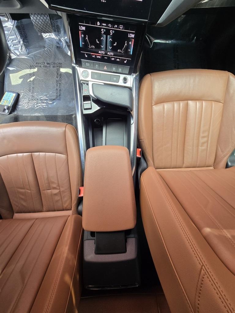 2021 Audi e-tron Premium photo 34