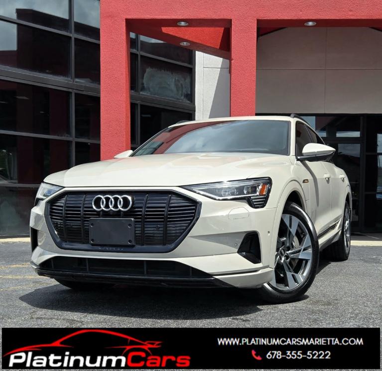 2021 Audi e-tron Premium