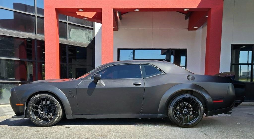 2020 Dodge Challenger R/T Scat Pack Widebody photo 3