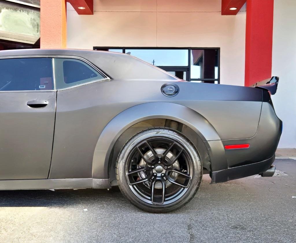2020 Dodge Challenger R/T Scat Pack Widebody photo 4