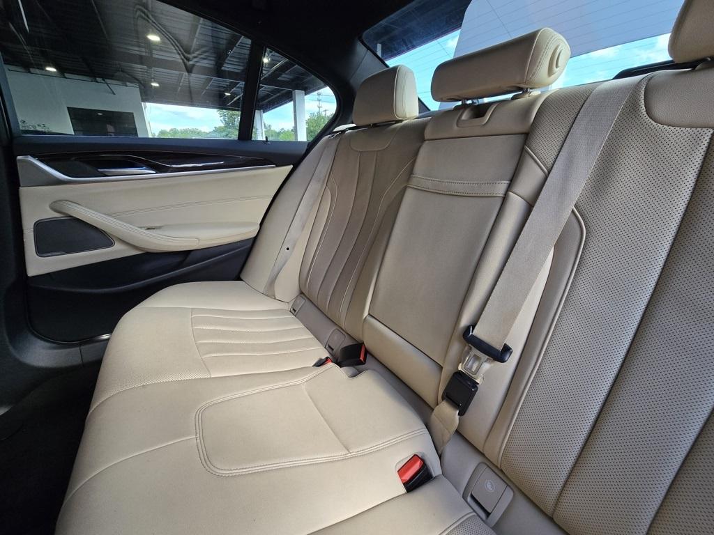2021 Bmw 530i xDrive photo 16
