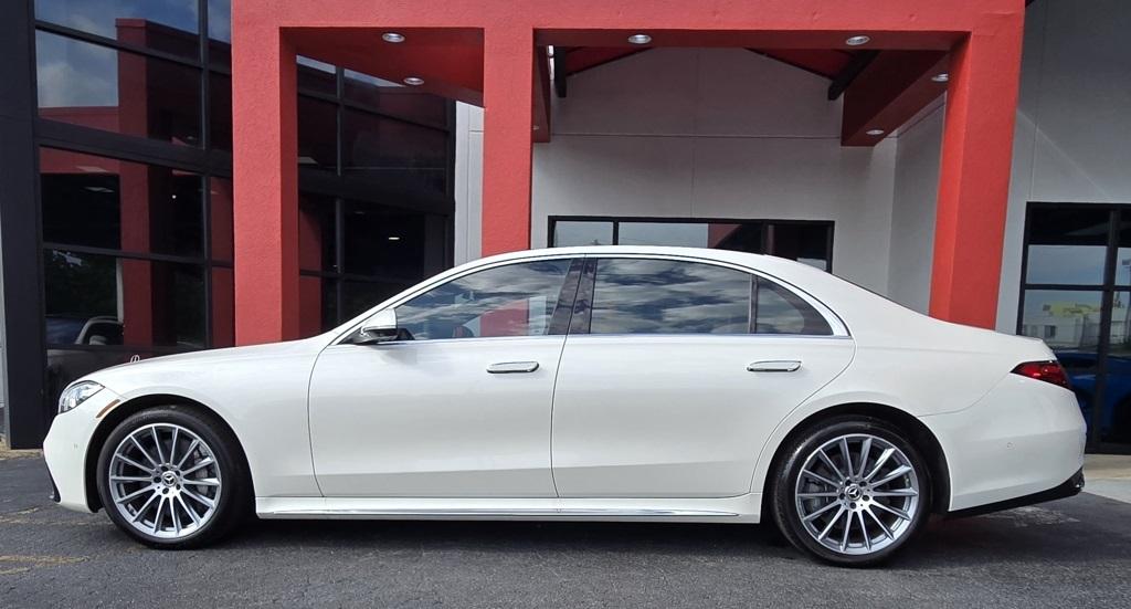 2023 Mercedes Benz S 580 4MATIC photo 4