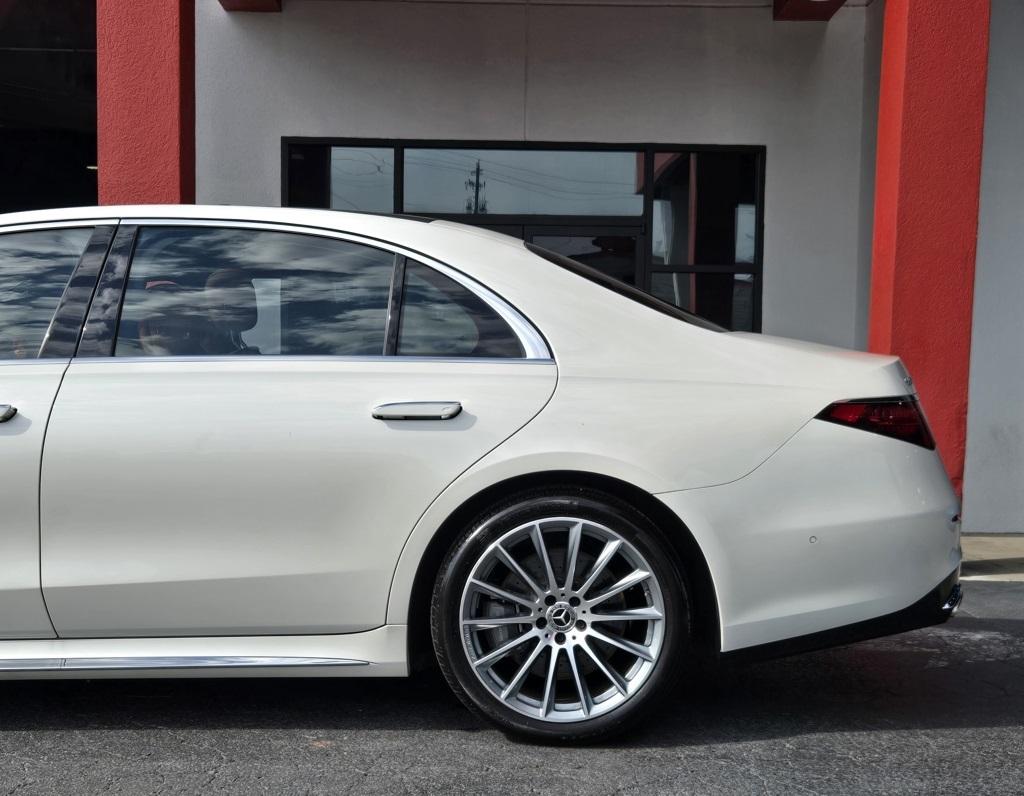 2023 Mercedes Benz S 580 4MATIC photo 5