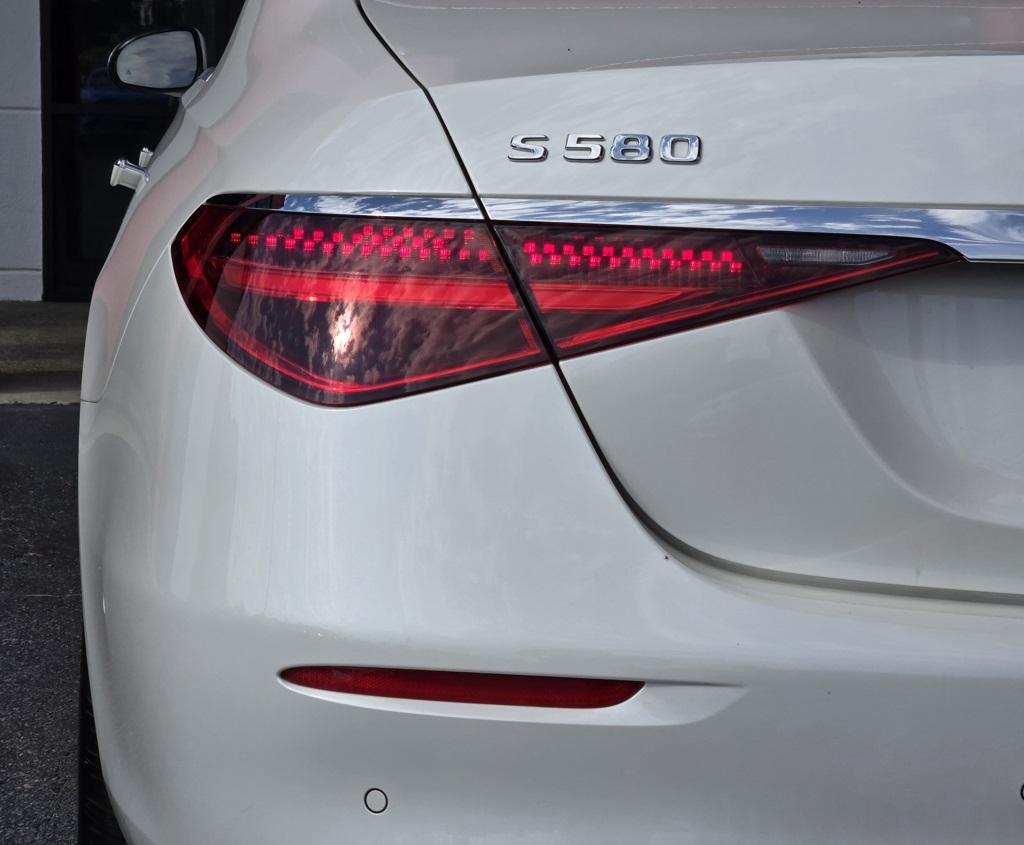 2023 Mercedes Benz S 580 4MATIC photo 8