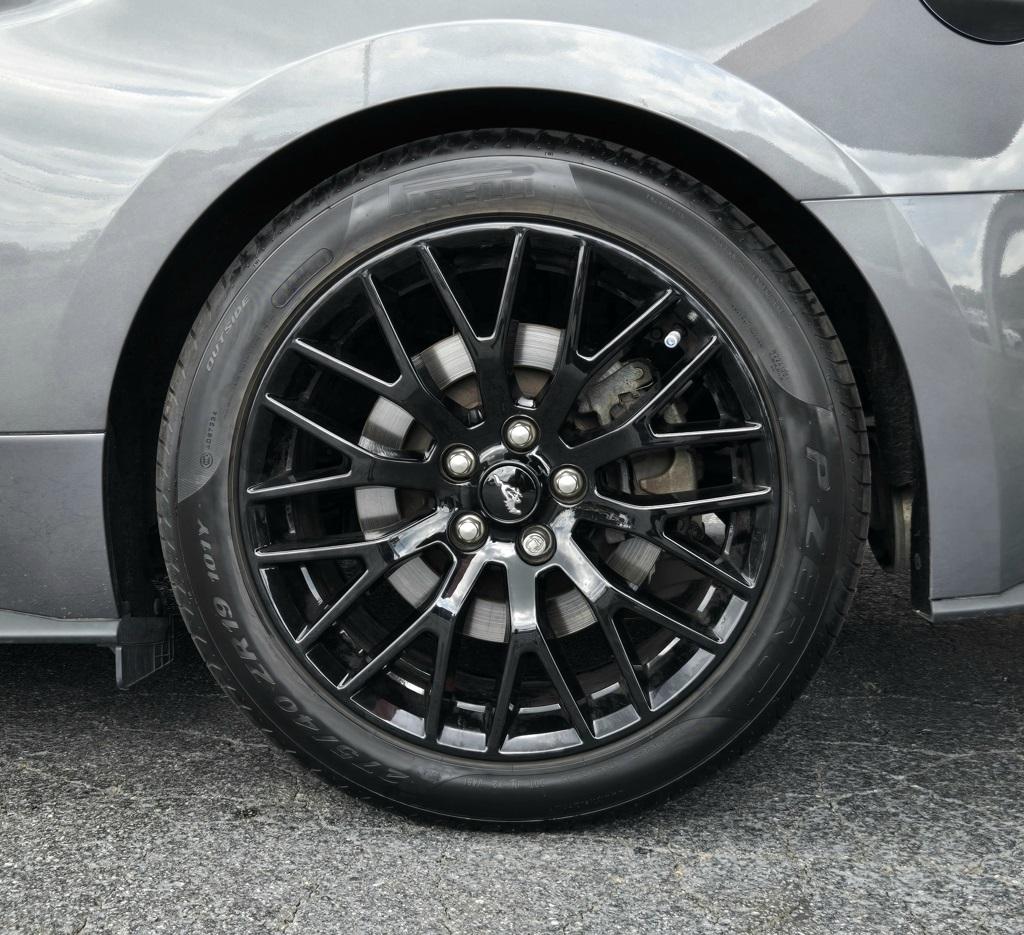 2021 Ford Mustang GT Premium photo 6
