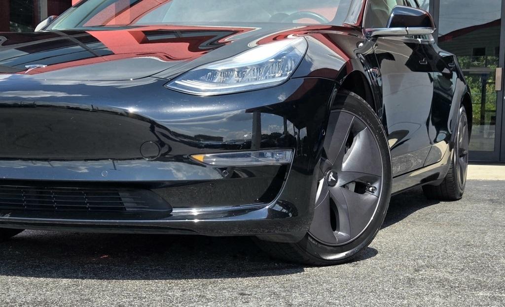 2019 Tesla Model 3 Long Range photo 2