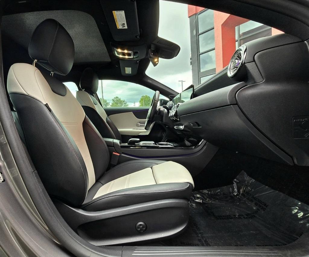 2021 Mercedes Benz A 220 photo 17