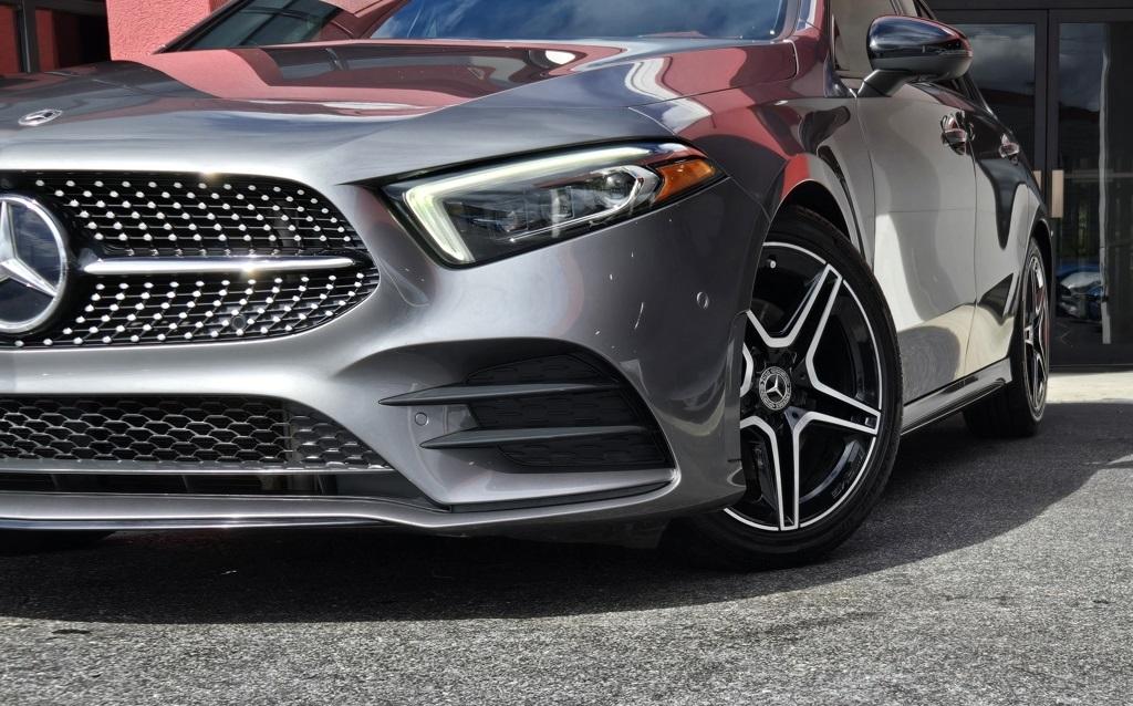 2021 Mercedes Benz A 220 photo 3