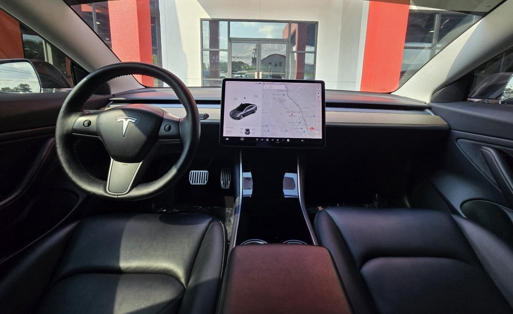 2019 Tesla Model 3 Long Range photo 16