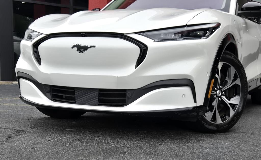 2021 Ford Mustang Mach-E Premium photo 2