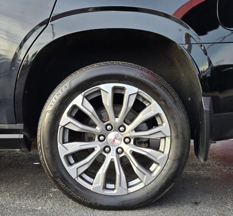 2021 GMC Yukon Denali - Photo 40