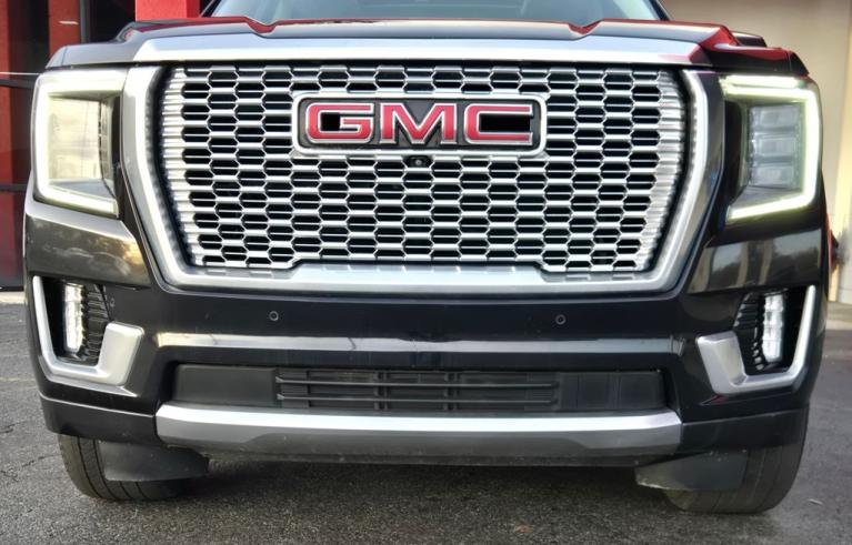 2021 GMC Yukon Denali - Photo 45