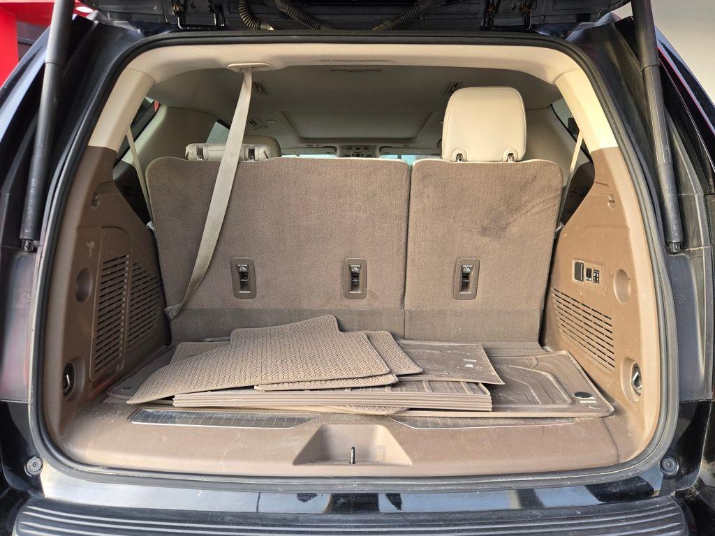 2021 GMC Yukon Denali - Photo 19