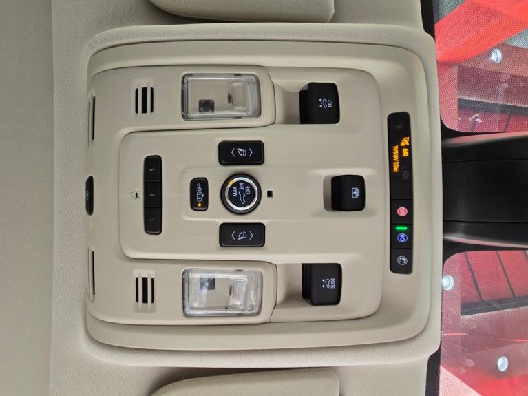 2021 GMC Yukon Denali - Photo 58