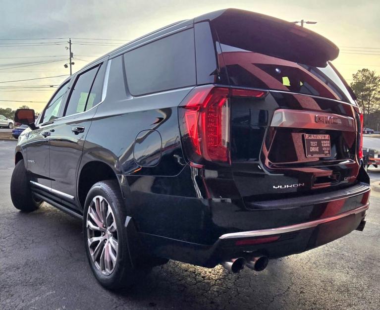 2021 GMC Yukon Denali - Photo 37