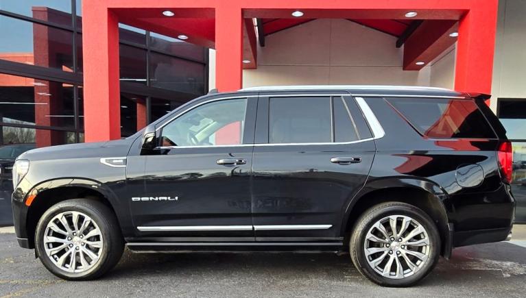 2021 GMC Yukon Denali - Photo 38
