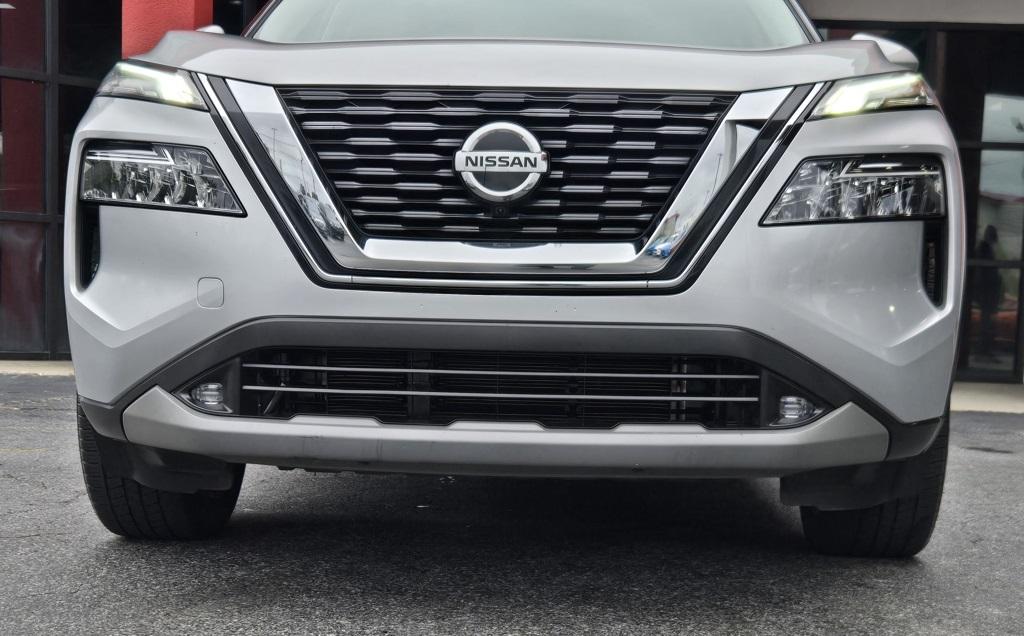 2021 Nissan Rogue SL photo 9