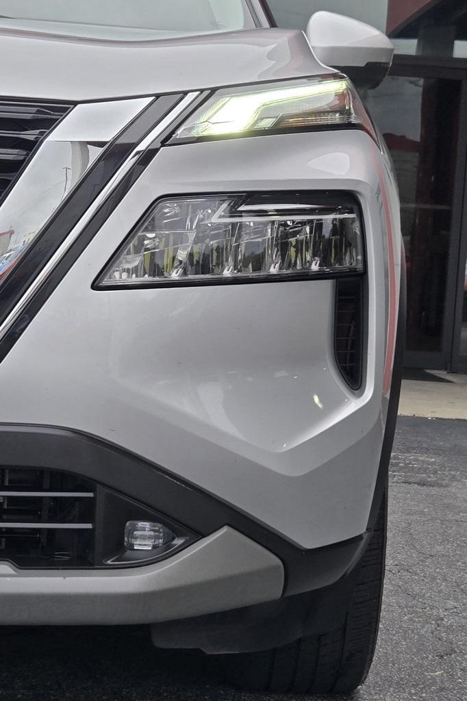 2021 Nissan Rogue SL photo 10