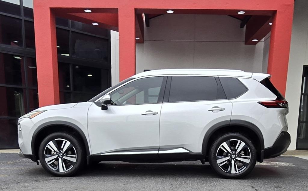 2021 Nissan Rogue SL photo 2