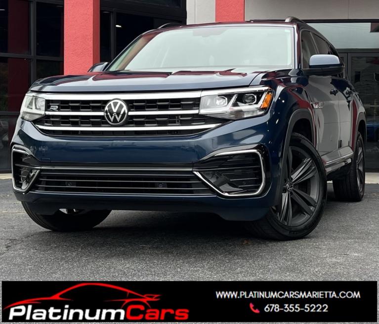 2021 Volkswagen Atlas SE w/Tech R-Line's photo