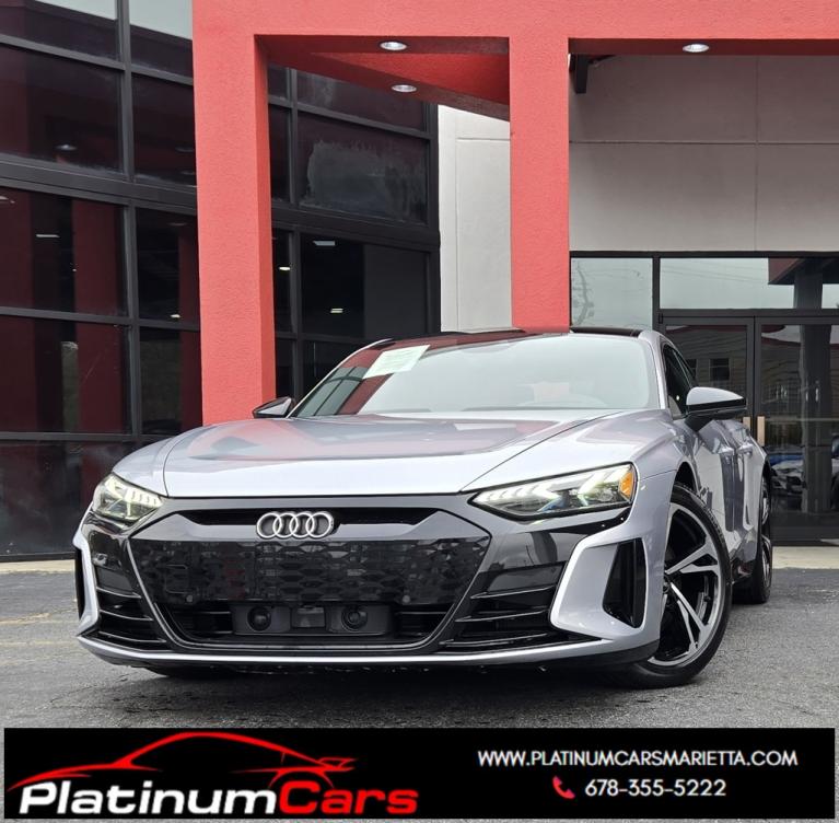 2022 Audi e-tron GT Premium Plus's photo