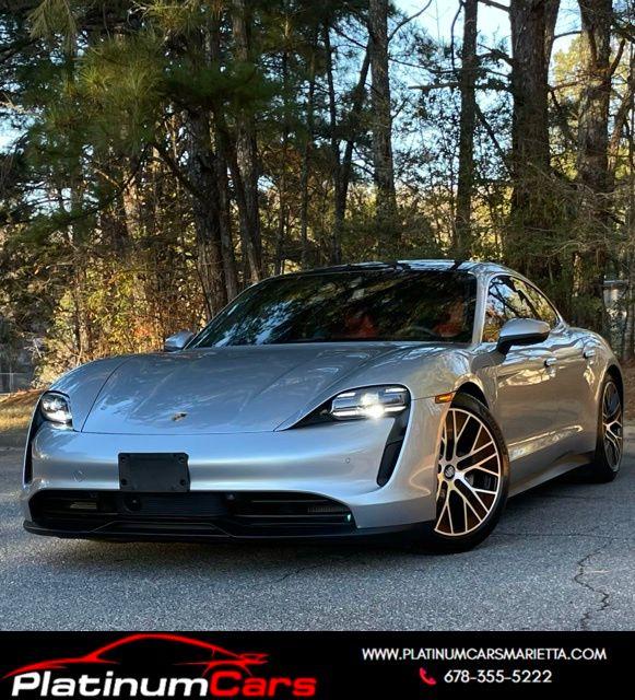 2020 Porsche Taycan 4S's photo