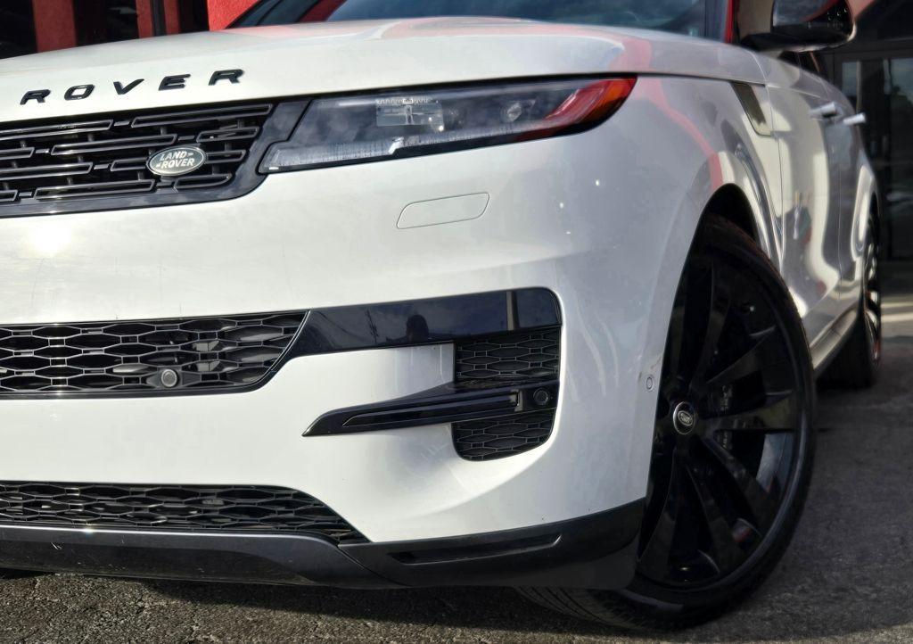 2023 Land Rover Range Rover Sport SE - Photo 3