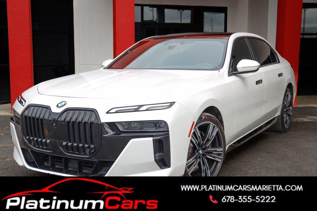 2023 BMW 7 Series 740i's photo