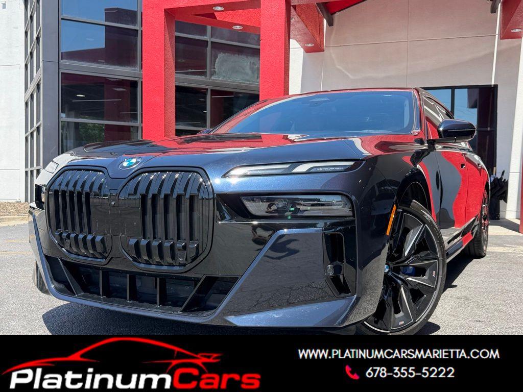 2023 BMW 7 Series 740i's photo
