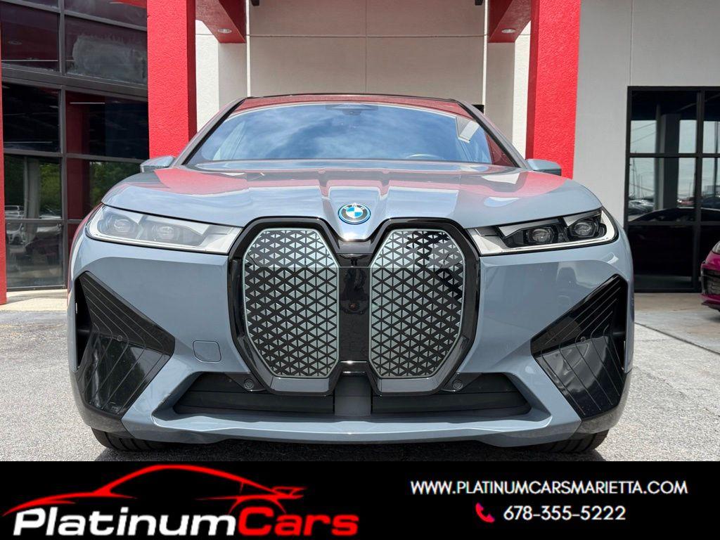 2023 BMW iX xDrive50's photo