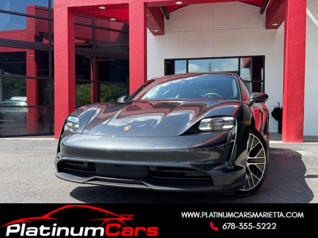 2020 Porsche Taycan 4S's photo