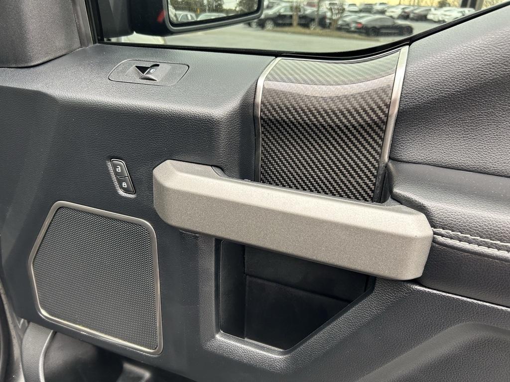 2020 Ford F-150 Raptor photo 39